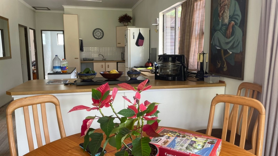 6 Bedroom Property for Sale in West Bank Eastern Cape